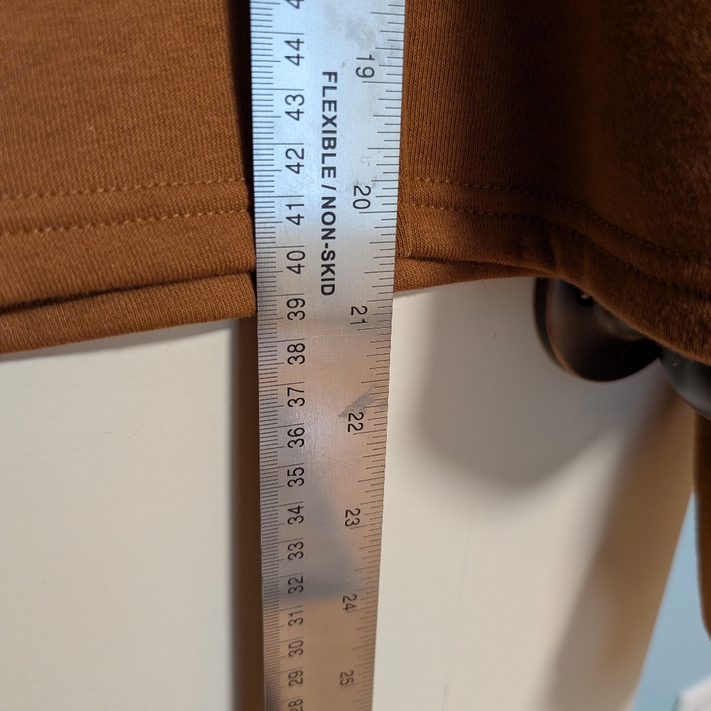 Universal Thread Cropped Sweater - Picture 4 of 6